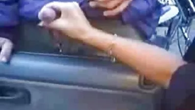 Хтива Торі Торі Авано отримує чудовий трах від шанувальника в порно безкоштовно усі дірки